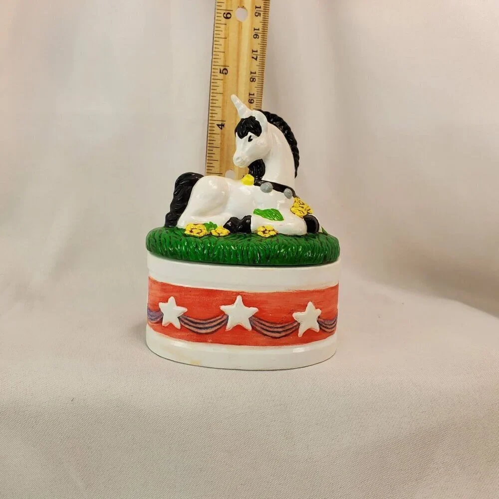 Vintage Y2K Hand painted Ceramic Unicorn Small Trinket Jewelry Box Holder